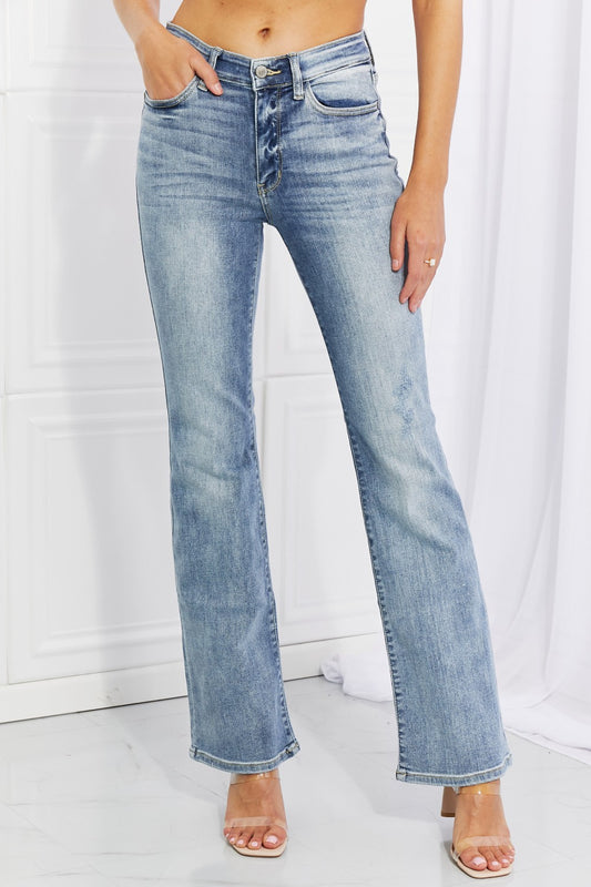 Judy Blue Maddison Midrise Jeans bootcut de tamaño completo