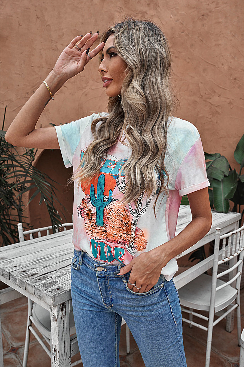 Camiseta con estampado tie-dye