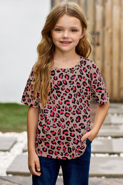 Camiseta con hombros caídos de leopardo para niñas