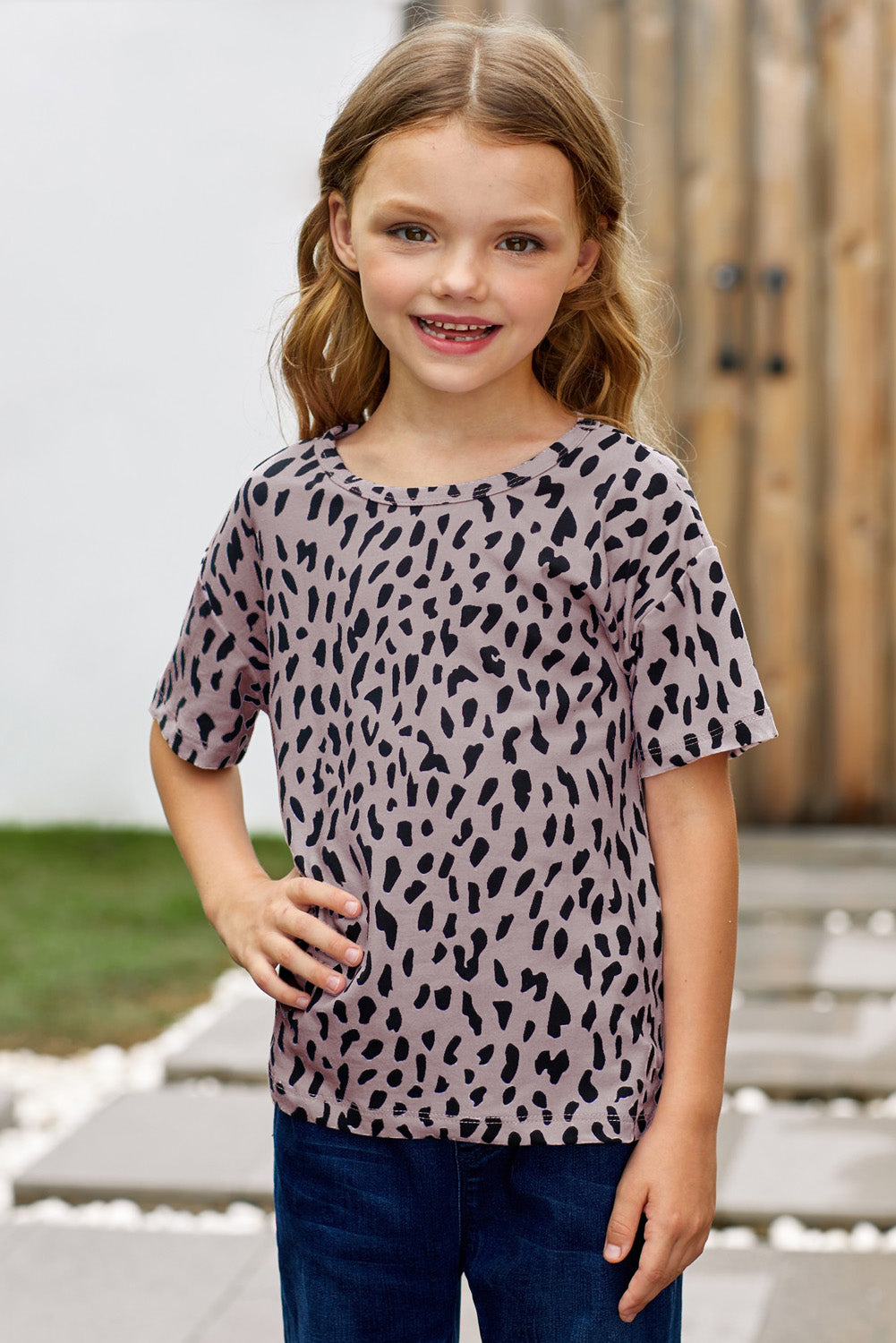 Camiseta con hombros caídos de leopardo para niñas