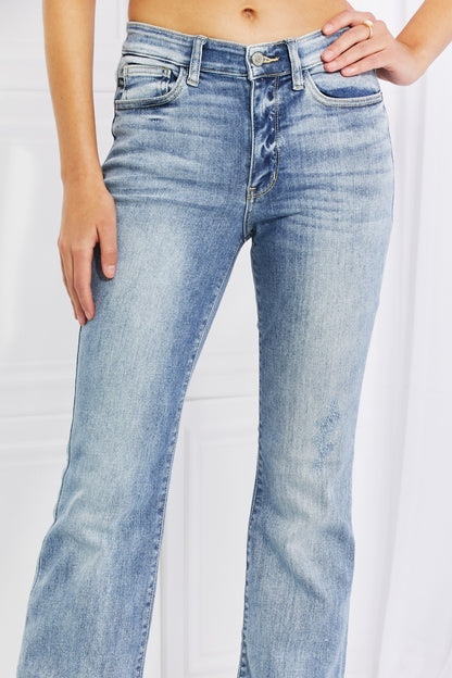 Judy Blue Maddison Midrise Jeans bootcut de tamaño completo