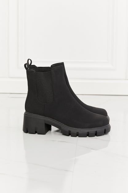 Botas Chelsea en negro con suela dentada mate Work For It de MMShoes