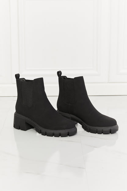 Botas Chelsea en negro con suela dentada mate Work For It de MMShoes