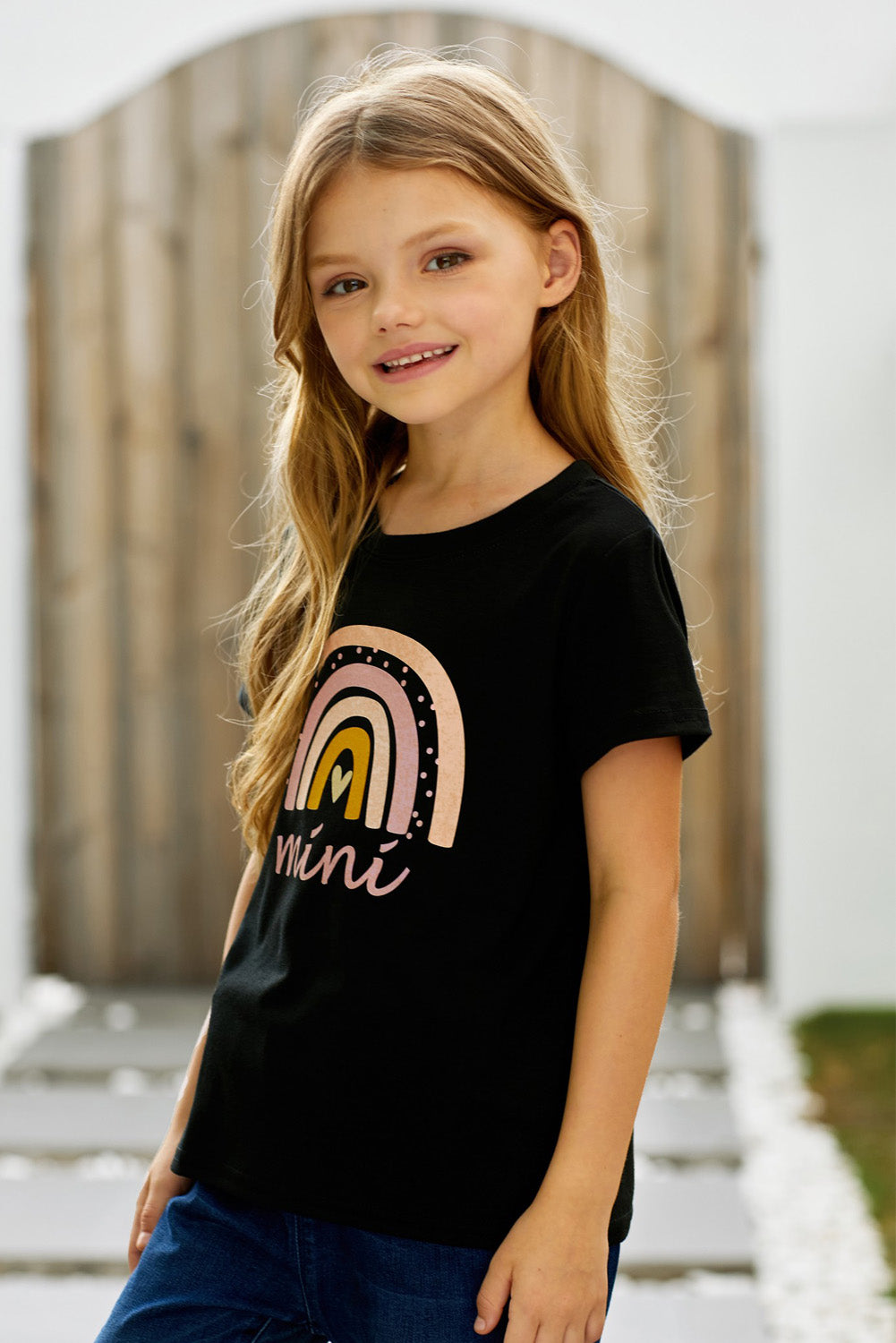 Camiseta estampada con cuello redondo para niñas