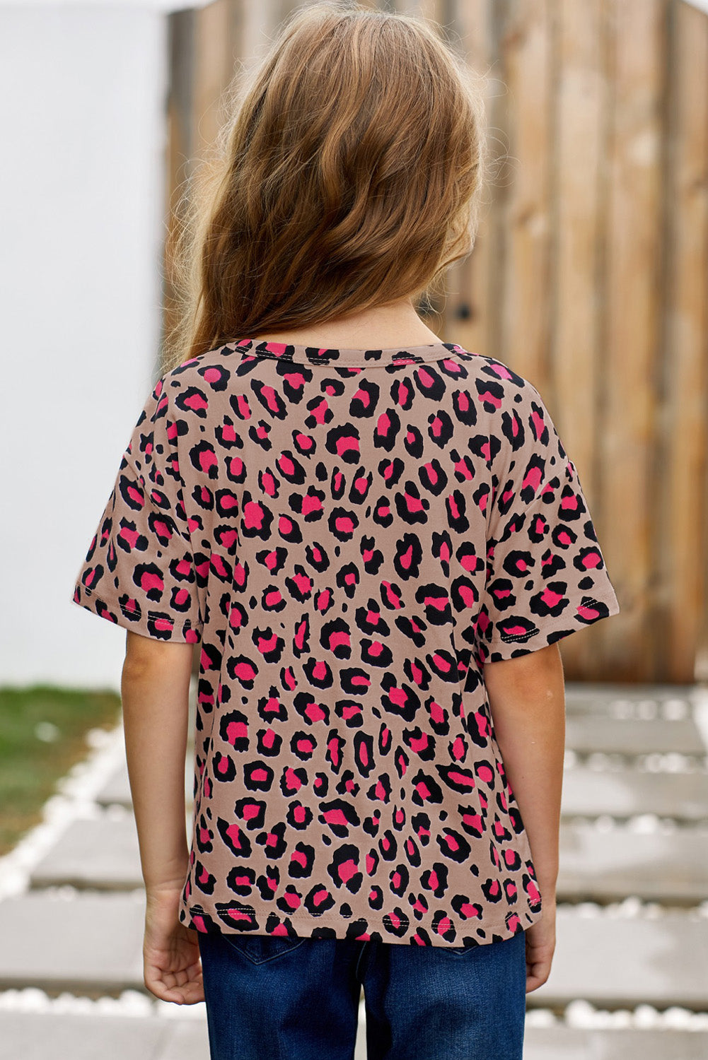 Camiseta con hombros caídos de leopardo para niñas