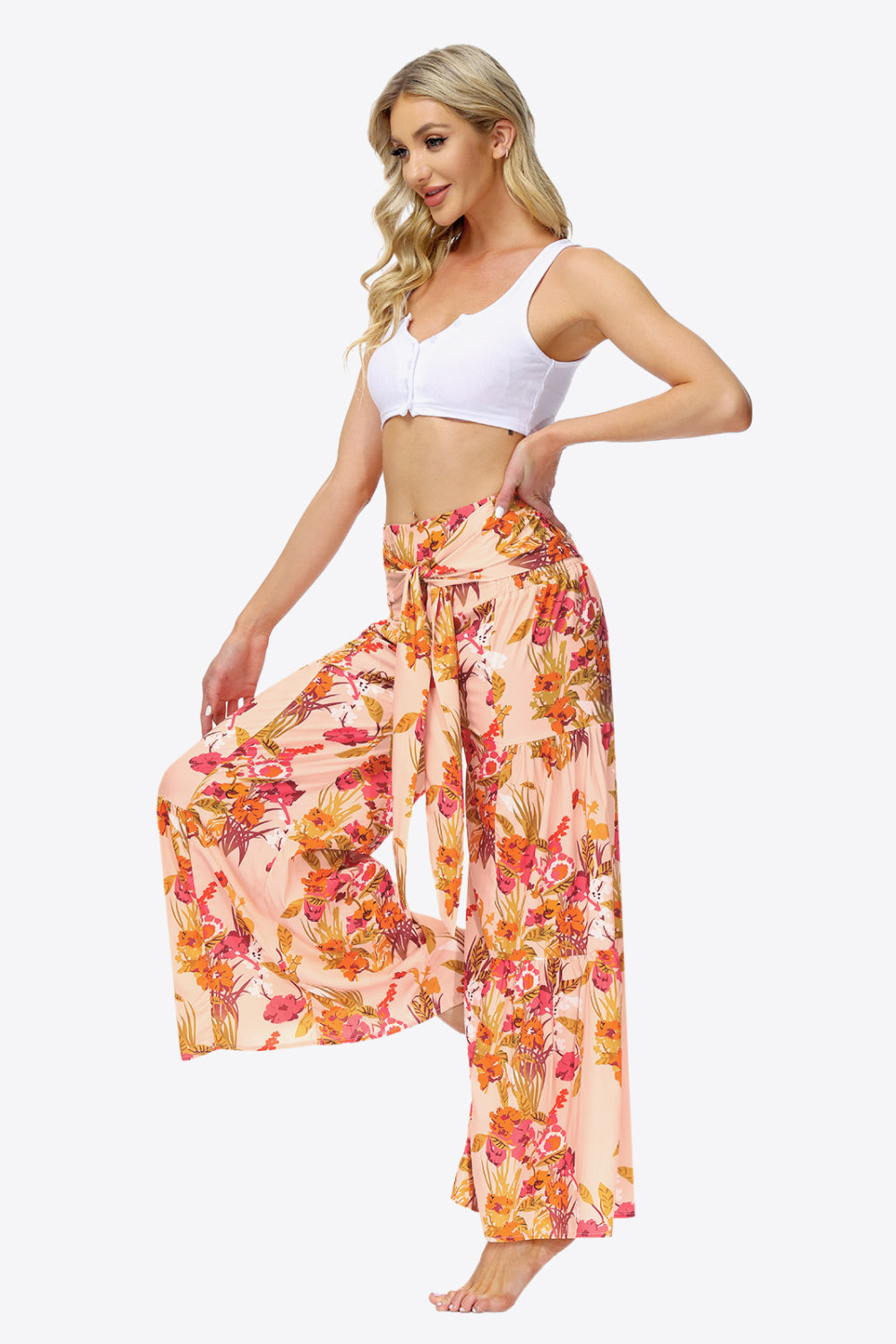 Culottes escalonados con lazo floral en la cintura