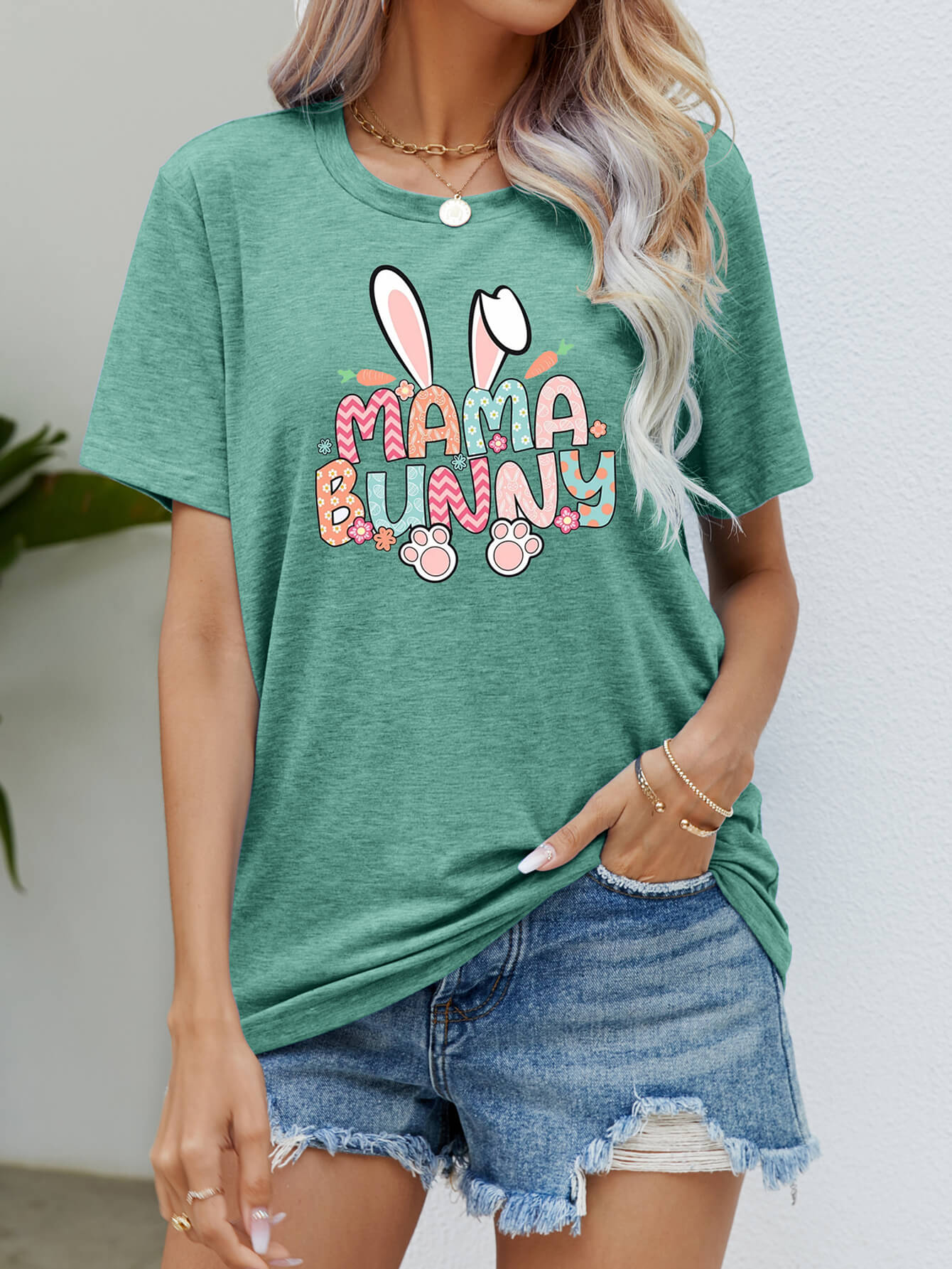 MAMA BUNNY Easter Graphic Short Sleeve Tee