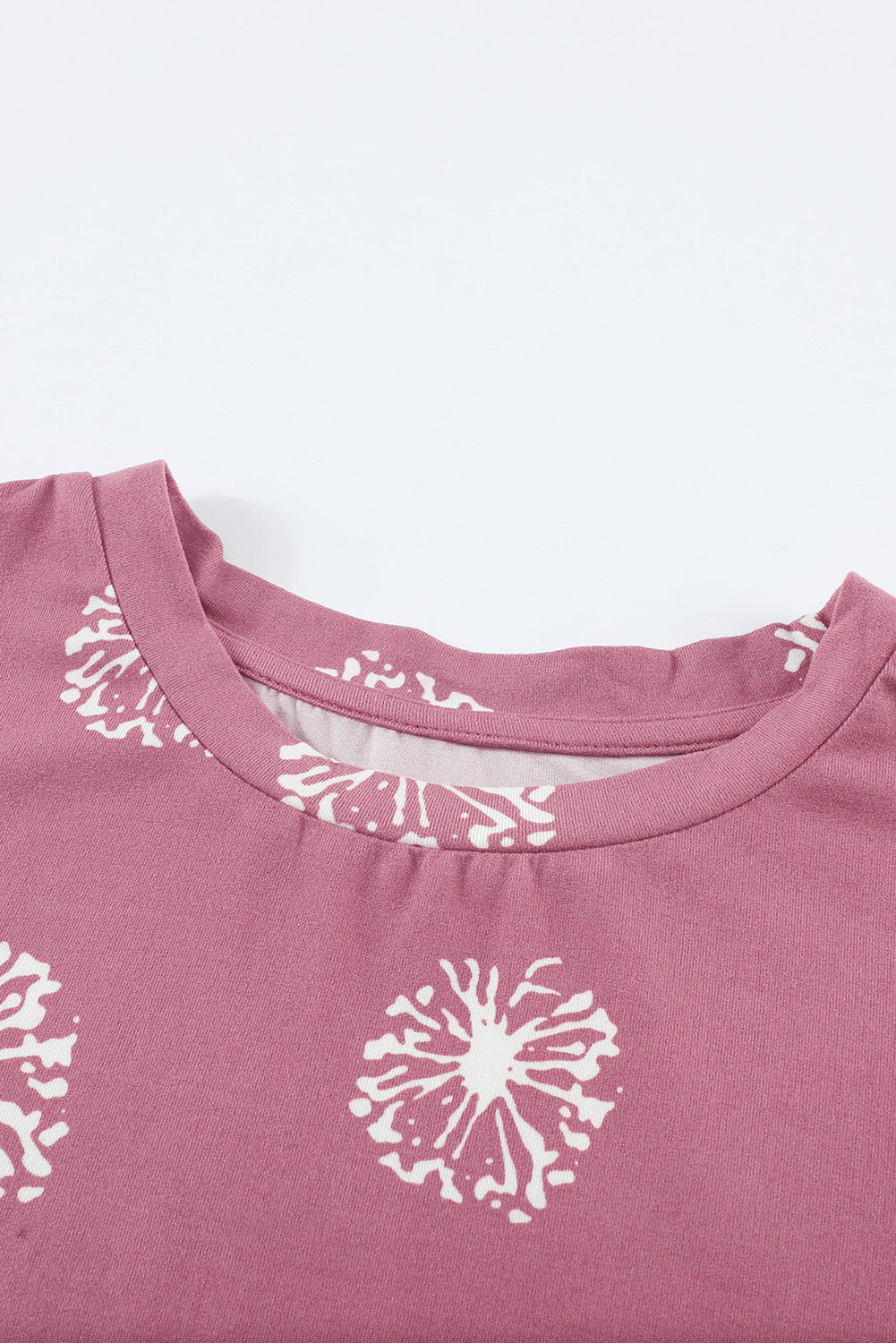 Camiseta de cuello redondo con estampado de diente de león para niñas