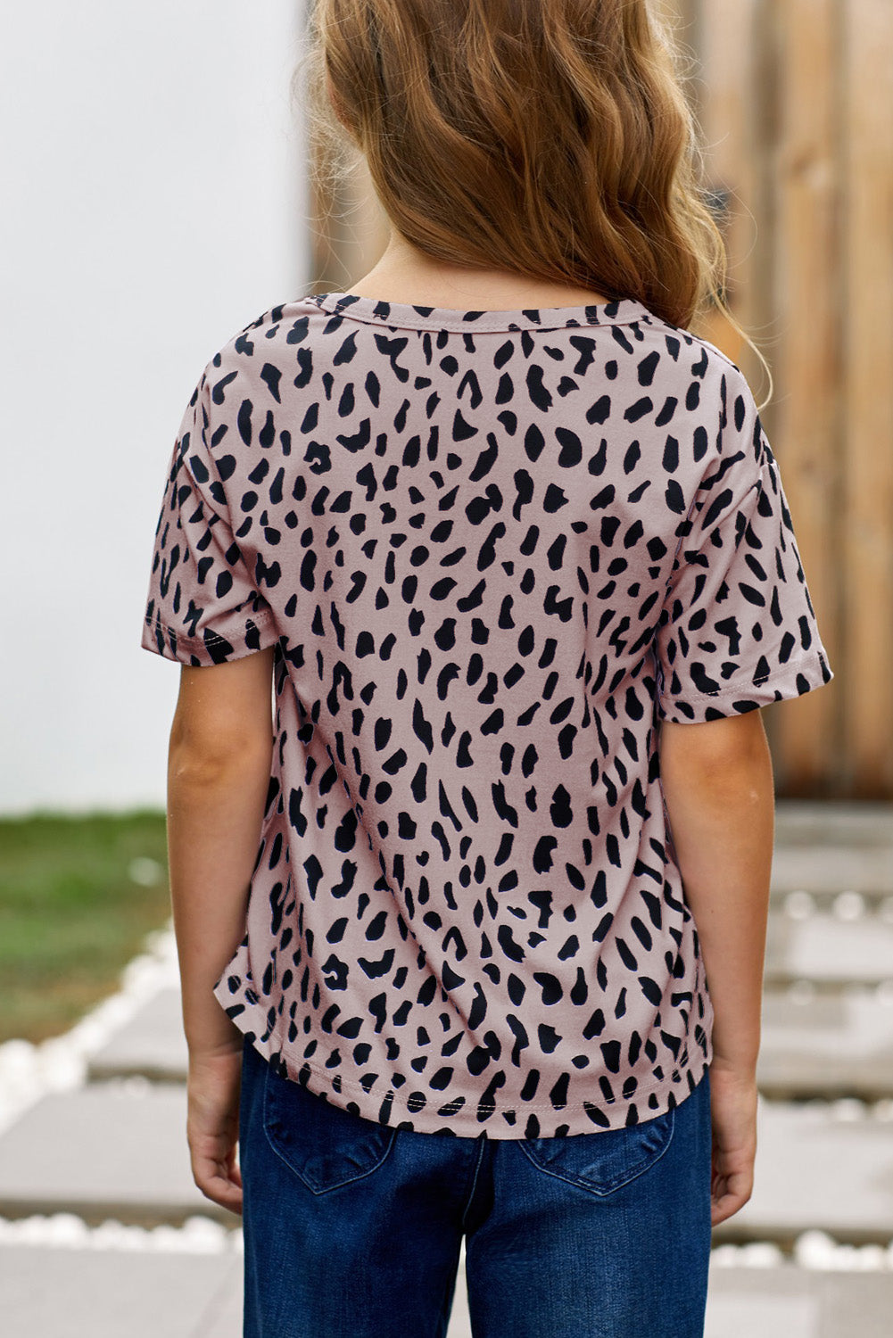 Camiseta con hombros caídos de leopardo para niñas