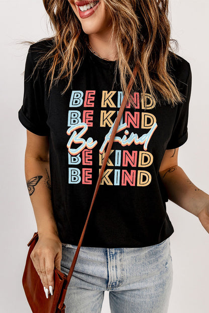 Camiseta de manga corta con gráfico BE KIND