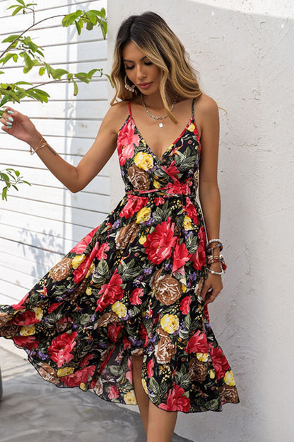 Vestido atado con tiras cruzadas y correa de espagueti floral