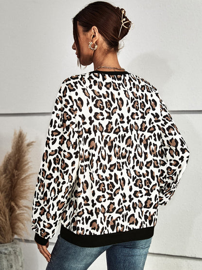 Sudadera con hombros caídos y cuello redondo de leopardo