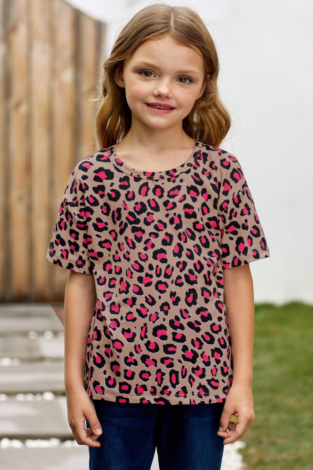 Camiseta con hombros caídos de leopardo para niñas