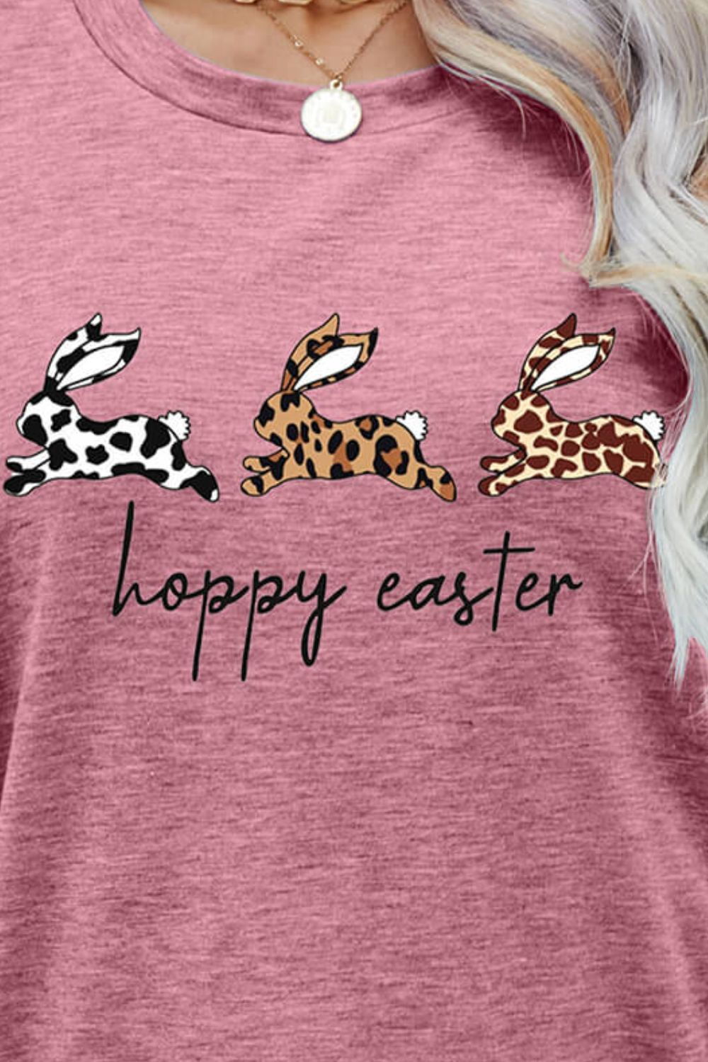 Camiseta con estampado de conejito de PASCUA HOPPY