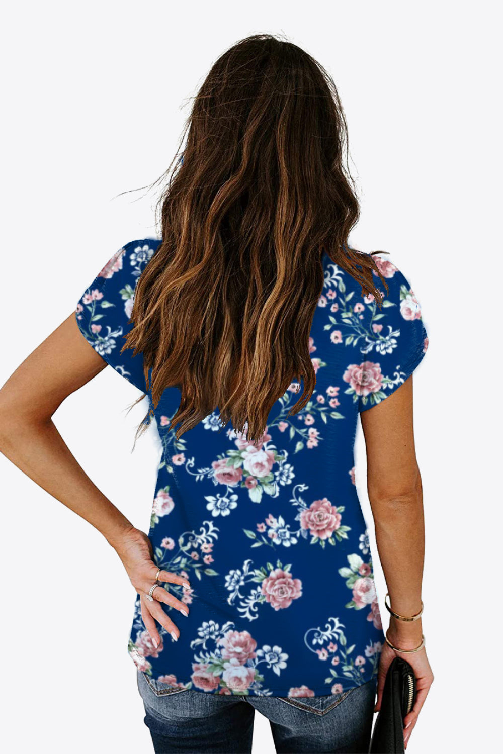 Blusa estampada con manga de pétalos y cuello en V