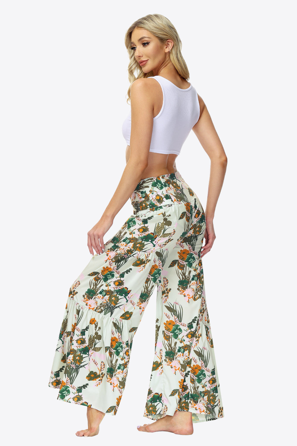 Culottes escalonados con lazo floral en la cintura