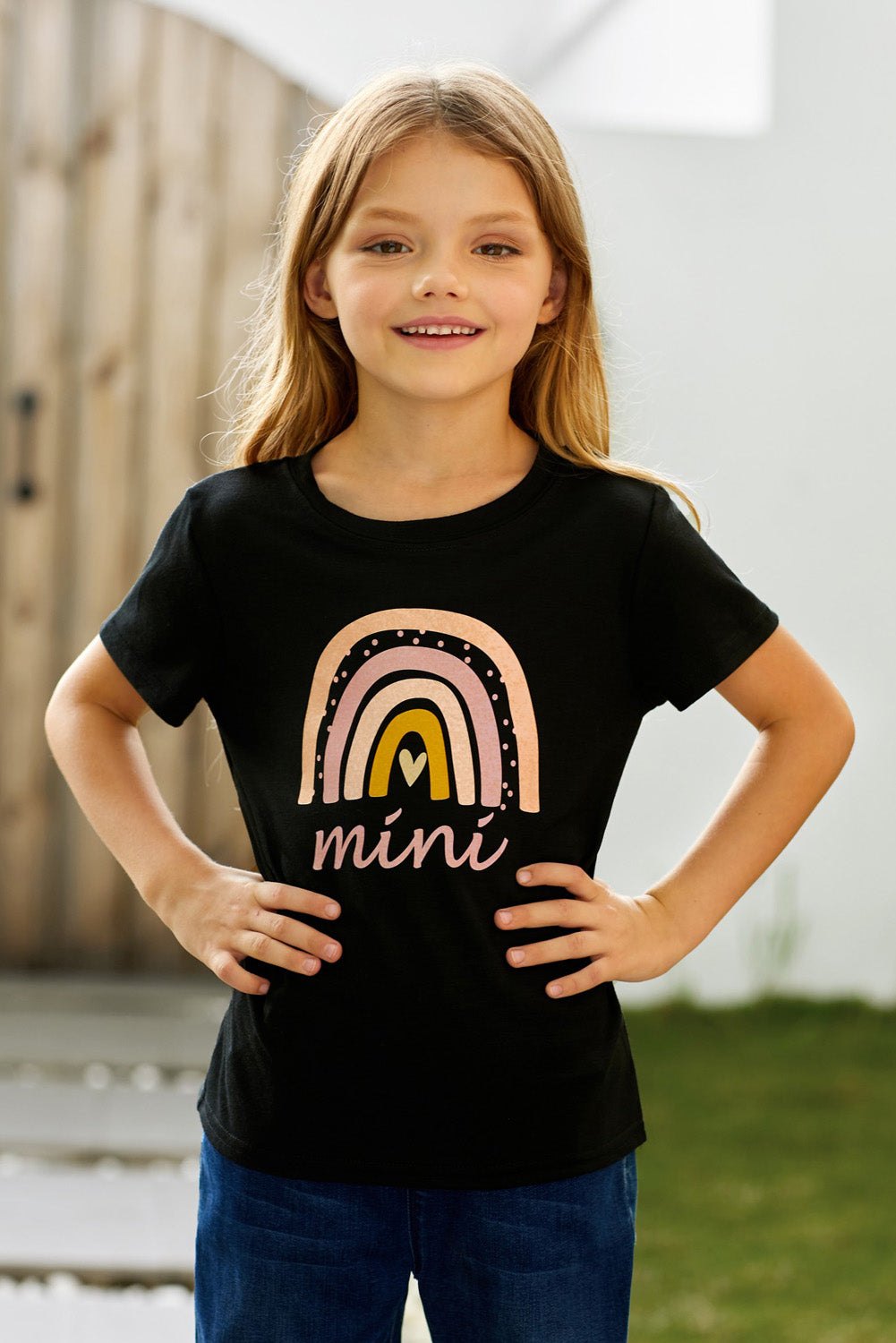 Camiseta estampada con cuello redondo para niñas