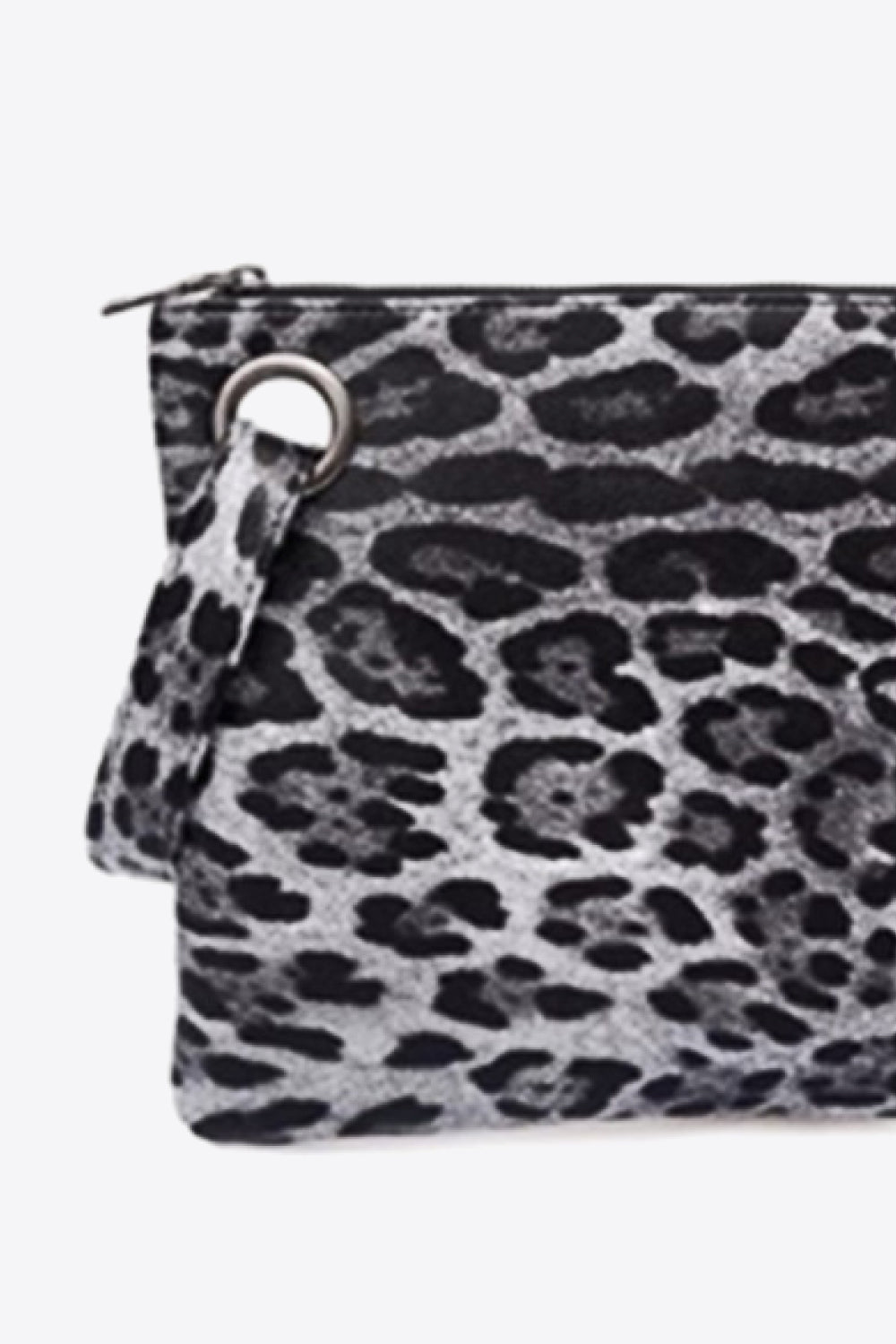 Cartera de piel sintética de leopardo