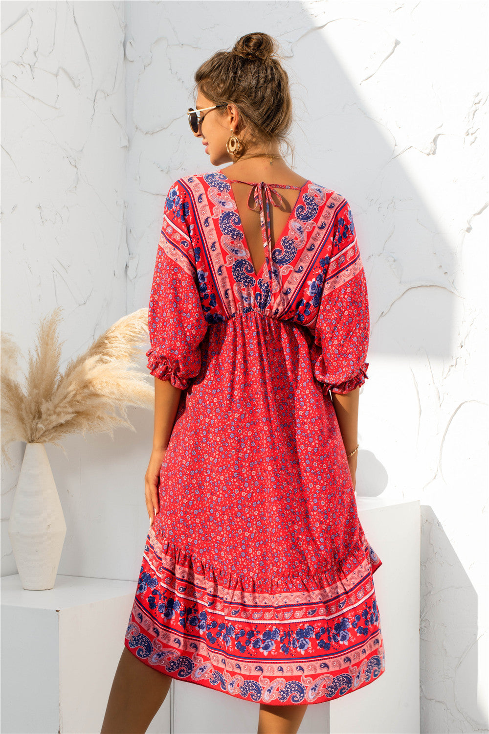 Vestido bohemio estampado con cuello en V