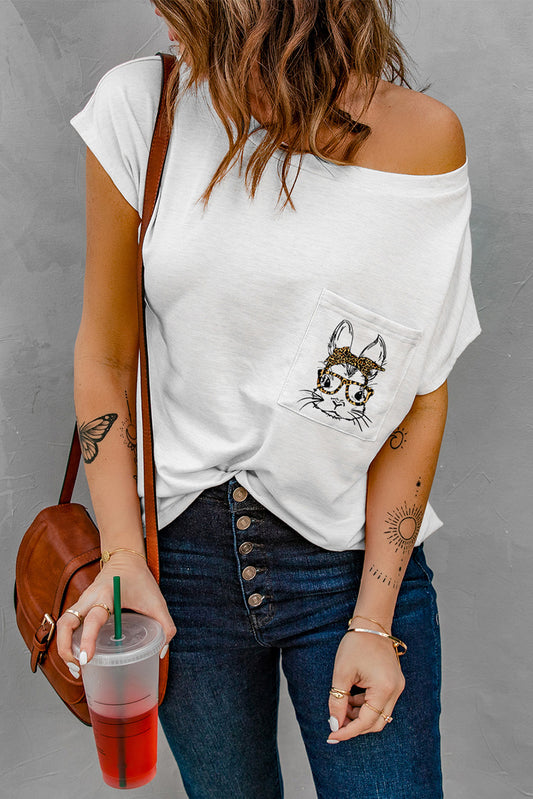 Camiseta con estampado de animales en el bolsillo