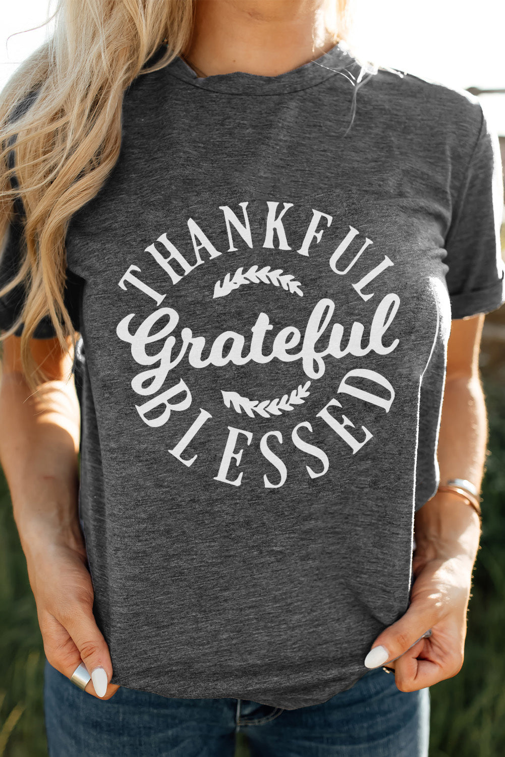 THANKFUL GRATEFUL BLESSED Camiseta estampada con cuello redondo