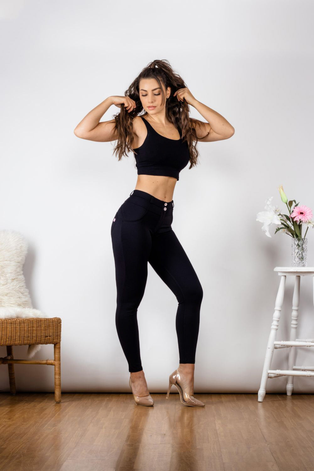 Leggings abotonados con detalles en contraste de tamaño completo