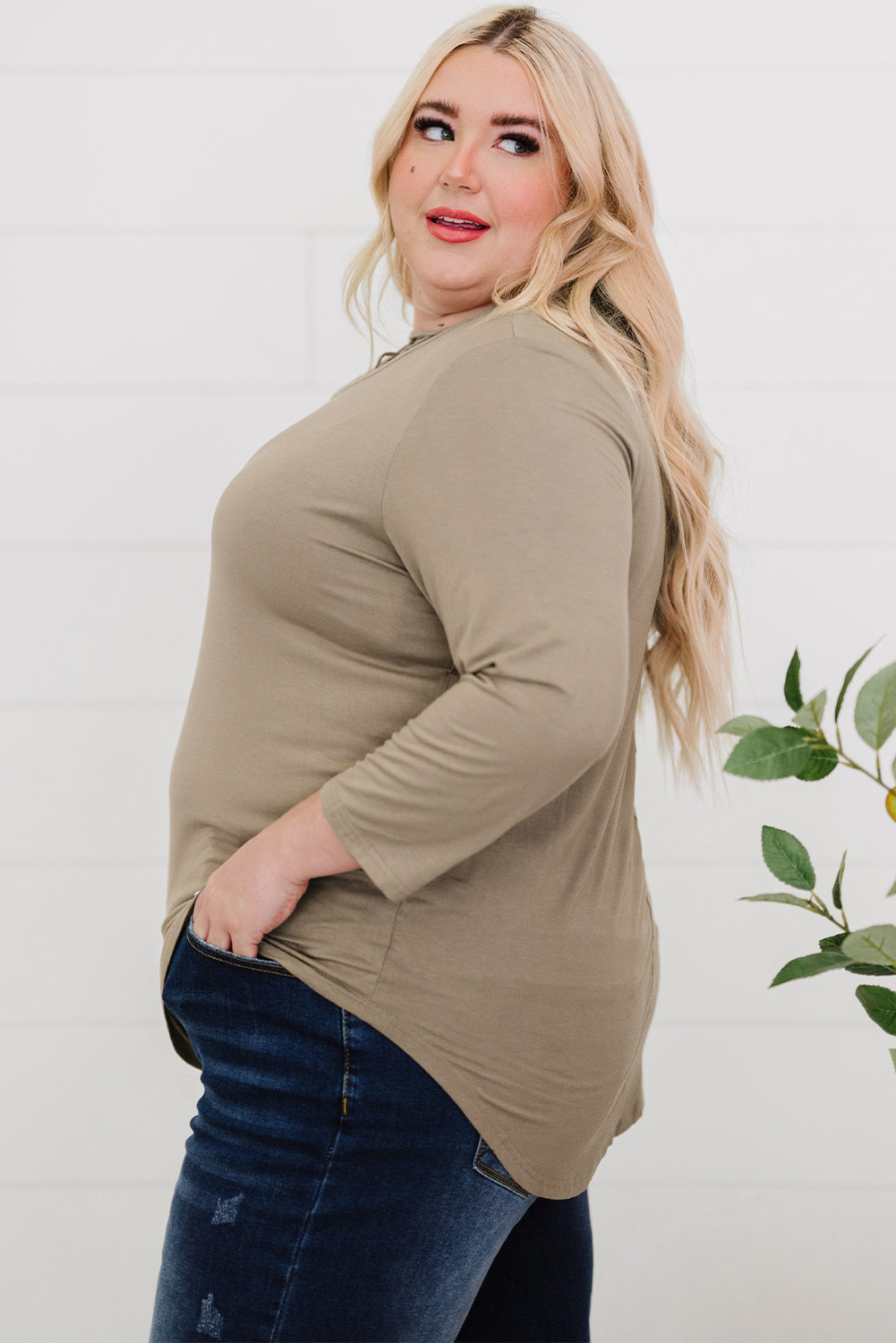 Plus Size Curved Hem Neck Detail Tee