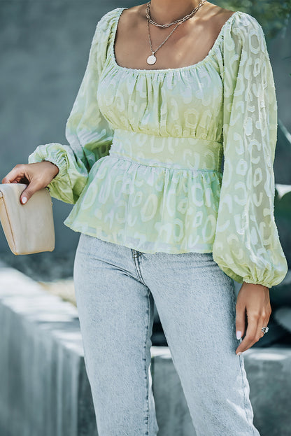 Blusa peplum con mangas abullonadas y cuello cuadrado de leopardo