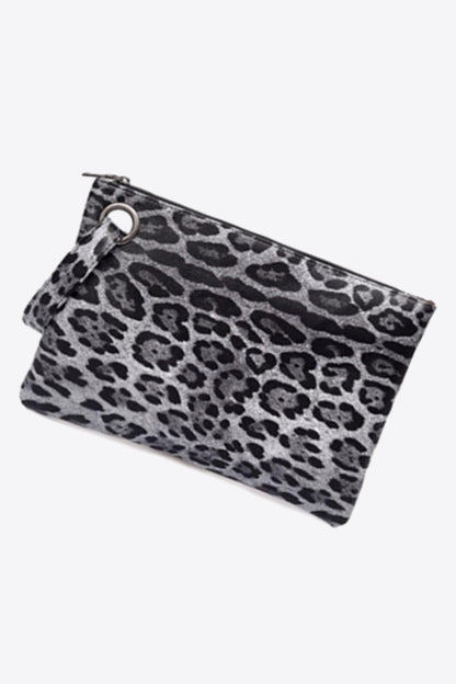 Cartera de piel sintética de leopardo