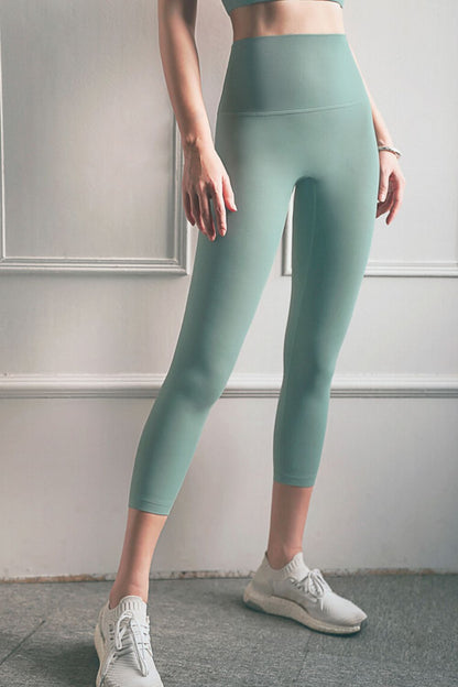 Feel Like Skin Elastic Waistband Cropped Yoga Leggings